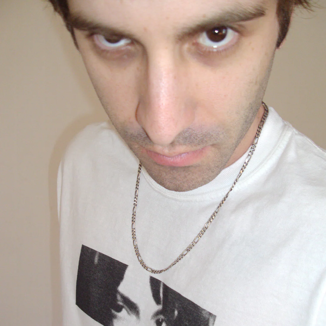 maria's eyes tee - Image 5